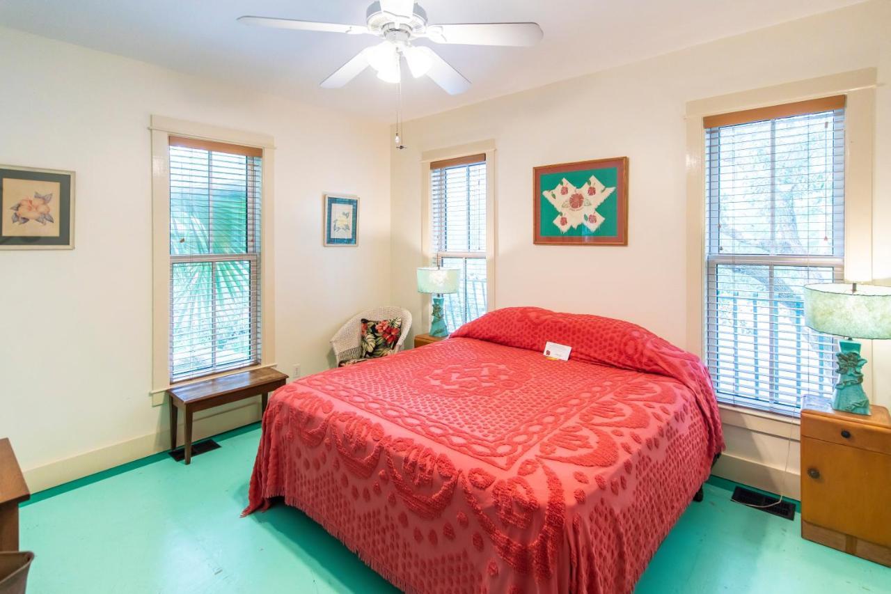 Hibiscus Coffee & Guesthouse Grayton Beach Exterior foto