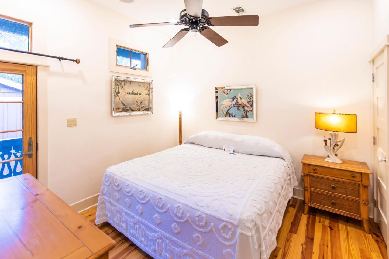 Hibiscus Coffee & Guesthouse Grayton Beach Exterior foto